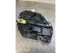 BMW 1 serie (F40) 116d 1.5 12V TwinPower Raammechaniek 4Deurs links-achter