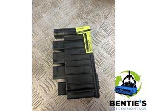 Gebruikte Boordcomputer BMW 1 serie (F40) 118i 1.5 TwinPower 12V Prijs € 50,00 Margeregeling aangeboden door Bentie's autodemontage