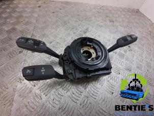 Gebruikte Combischakelaar Stuurkolom BMW 3 serie (E90) 320i 16V Prijs € 100,00 Margeregeling aangeboden door Bentie's autodemontage