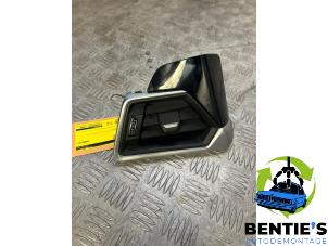 Gebruikte Luchtrooster Dashboard BMW 3 serie (G20) 330e 2.0 TwinPower Turbo 16V Prijs € 42,35 Inclusief btw aangeboden door Bentie's autodemontage