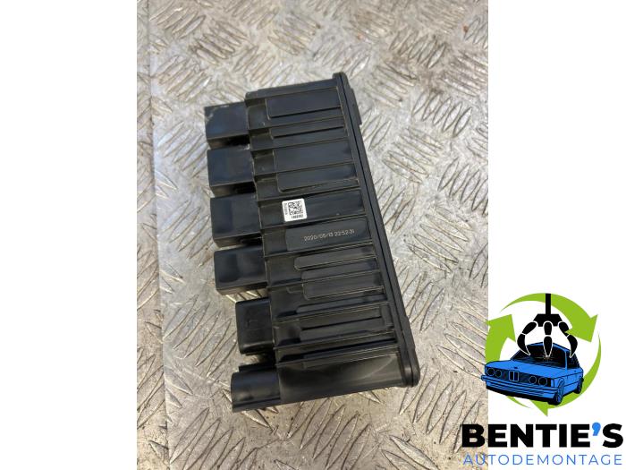 Gebruikte Boordcomputer BMW 3 serie (G20) 330e 2.0 TwinPower Turbo 16V Prijs € 36,30 Inclusief btw aangeboden door Bentie's autodemontage