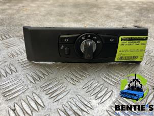 Gebruikte Licht Schakelaar BMW 5 serie Touring (E61) 525d 24V Prijs € 25,00 Margeregeling aangeboden door Bentie's autodemontage