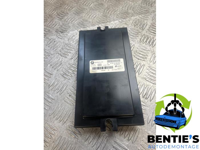 Gebruikte Comfort Module BMW 3 serie (E90) 318i 16V Prijs € 49,00 Margeregeling aangeboden door Bentie's autodemontage