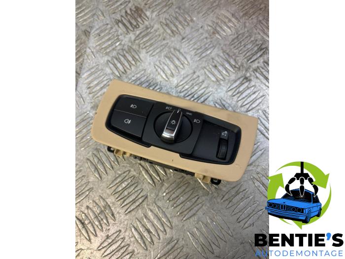 Licht Schakelaar van een BMW 4 serie (F32) 420i xDrive 2.0 Turbo 16V 2015