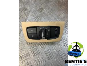 Gebruikte Schakelaar Licht BMW 4 serie (F32) 420i xDrive 2.0 Turbo 16V Prijs € 35,00 Margeregeling aangeboden door Bentie's autodemontage