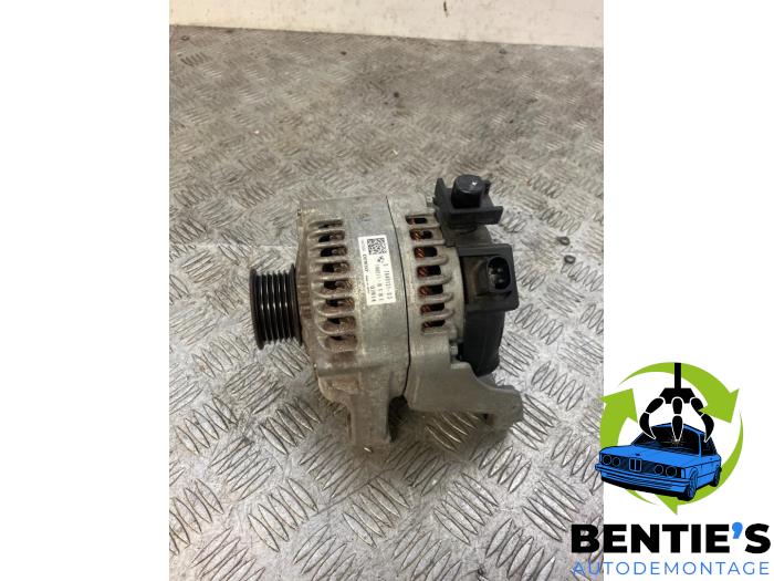 Gebruikte Dynamo BMW 2 serie Active Tourer (F45) 218d 2.0 TwinPower Turbo 16V Prijs € 65,00 Margeregeling aangeboden door Bentie's autodemontage