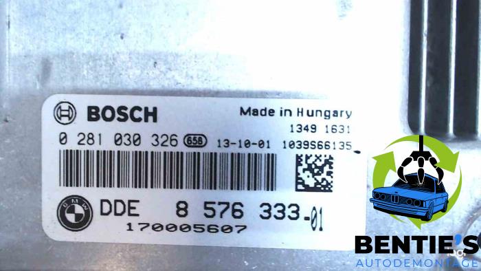 Inspuitcomputer van een BMW 3 serie Touring (F31) 320d 2.0 16V 2013