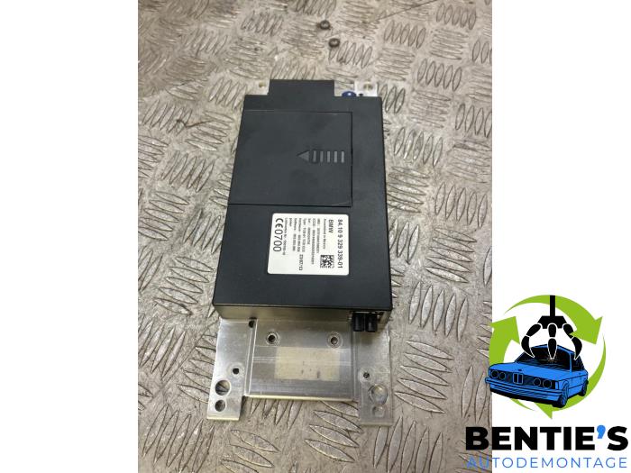 Gebruikte Bluetooth module BMW 3 serie Touring (F31) 320d 2.0 16V EfficientDynamicsEdition Prijs € 40,00 Margeregeling aangeboden door Bentie's autodemontage