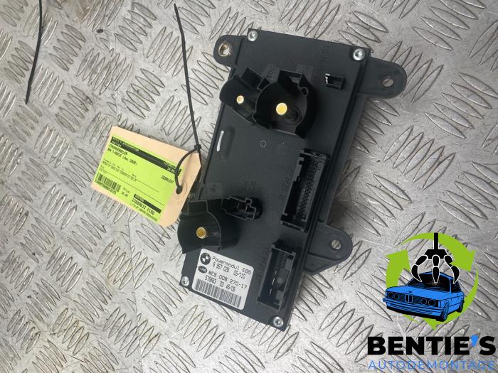 Stroomverdeler van een BMW 7 serie (E65/E66/E67) 745d 4.4 V8 32V 2006