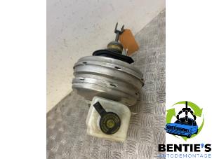 Gebruikte Rembooster BMW 5 serie Gran Turismo (F07) 535i 24V TwinPower Turbo Prijs € 75,00 Margeregeling aangeboden door Bentie's autodemontage