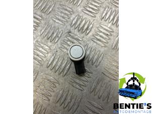 Gebruikte Sensor PDC BMW 7 serie (E65/E66/E67) 750i,Li 4.8 32V Prijs € 25,00 Margeregeling aangeboden door Bentie's autodemontage