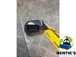 Gebruikte Deurgreep 2Deurs links BMW Z3 Roadster (E36/7) 1.9 Prijs € 20,00 Margeregeling aangeboden door Bentie's autodemontage