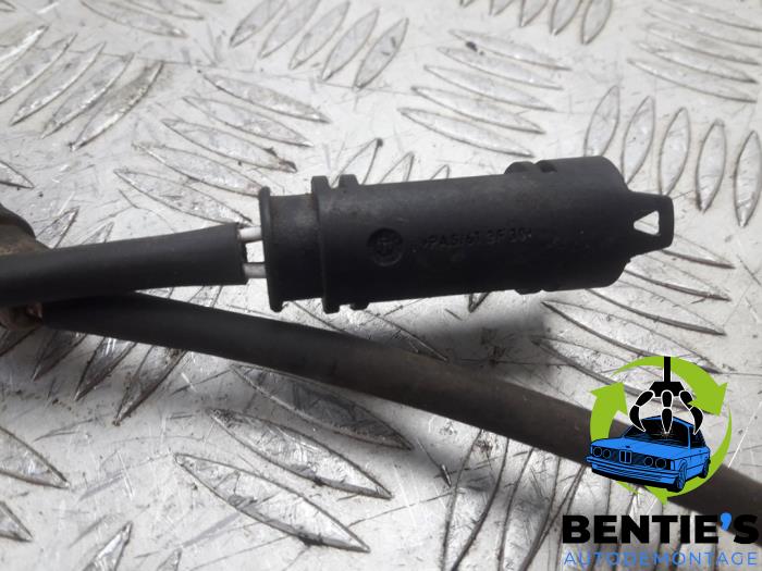 Lambda Sonde van een BMW X5 (E53) 3.0 24V 2003