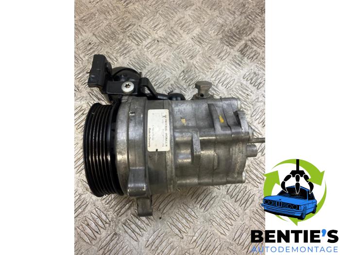 Gebruikte Servopomp BMW 7 serie (E65/E66/E67) 745i,Li 4.4 V8 32V Prijs € 250,00 Margeregeling aangeboden door Bentie's autodemontage