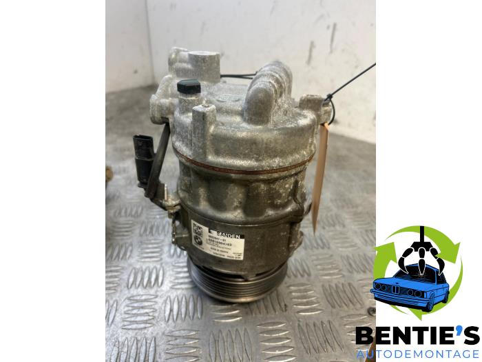 Gebruikte Pomp Airco BMW 5 serie (G30) 540i 3.0 TwinPower Turbo 24V Prijs € 200,00 Margeregeling aangeboden door Bentie's autodemontage