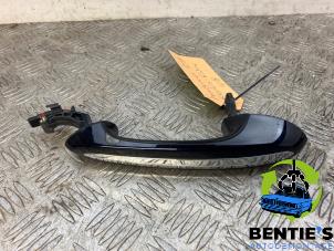 Gebruikte Handgreep BMW 5 serie (G30) 540i 3.0 TwinPower Turbo 24V Prijs € 50,00 Margeregeling aangeboden door Bentie's autodemontage