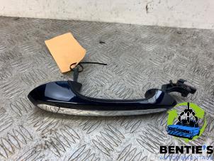 Gebruikte Handgreep BMW 5 serie (G30) 540i 3.0 TwinPower Turbo 24V Prijs € 50,00 Margeregeling aangeboden door Bentie's autodemontage