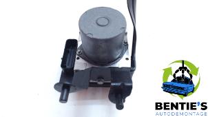 Gebruikte ABS Pomp BMW 5 serie (E60) 530i 24V Prijs € 65,00 Margeregeling aangeboden door Bentie's autodemontage