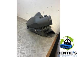 Gebruikte Luchtfilterhuis BMW 3 serie (G20) 316d 2.0 TwinPower Turbo 16V Hybrid Drive Prijs € 99,00 Margeregeling aangeboden door Bentie's autodemontage