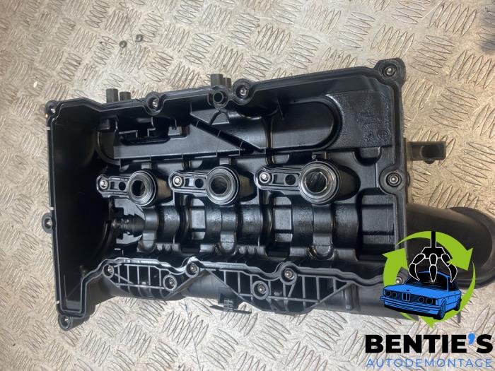 Kleppendeksel van een BMW 1 serie (F20) 116d 1.5 12V TwinPower 2016