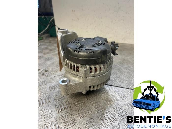 Dynamo van een BMW 2 serie (F22) 218d 2.0 16V 2016