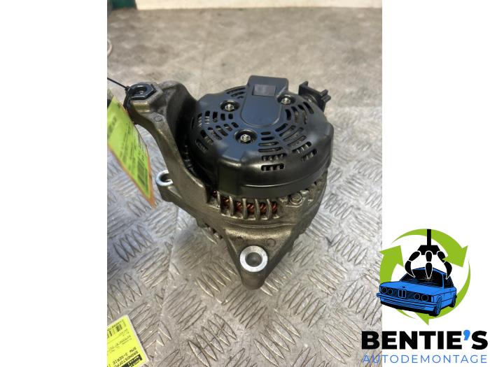 Dynamo van een BMW 2 serie (F22) 218d 2.0 16V 2016