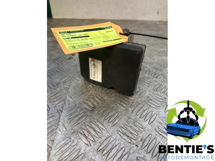 Gebruikte ABS Pomp BMW 5 serie Touring (E61) 530i 24V Prijs € 75,00 Margeregeling aangeboden door Bentie's autodemontage