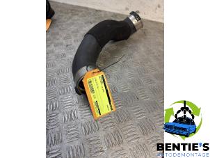 Gebruikte Turboslang BMW 1 serie (F40) 118d 2.0 16V Prijs € 50,00 Margeregeling aangeboden door Bentie's autodemontage