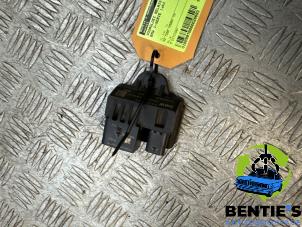 Gebruikte Gloeirelais BMW 1 serie (F20) 116d 1.5 12V TwinPower Prijs € 50,00 Margeregeling aangeboden door Bentie's autodemontage