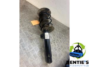 Gebruikte Schokdemper rechts-voor BMW 1 serie (F20) 114i 1.6 16V Prijs € 75,00 Margeregeling aangeboden door Bentie's autodemontage