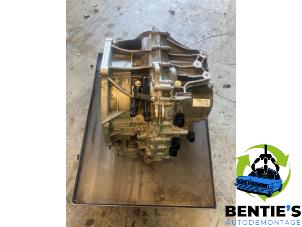 Gebruikte Automaatbak BMW 1 serie (F40) 120i 2.0 TwinPower 16V Prijs € 1.750,00 Margeregeling aangeboden door Bentie's autodemontage