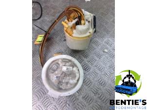 Gebruikte Benzinepomp BMW 3 serie (F30) 330e Prijs € 125,00 Margeregeling aangeboden door Bentie's autodemontage