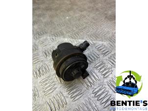 Gebruikte Waterpomp BMW i3 (I01) i3s Prijs € 75,00 Margeregeling aangeboden door Bentie's autodemontage