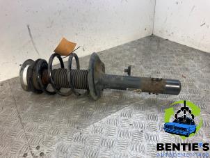 Gebruikte Schokdemper links-voor BMW X3 (E83) 2.0 16V Prijs € 45,00 Margeregeling aangeboden door Bentie's autodemontage