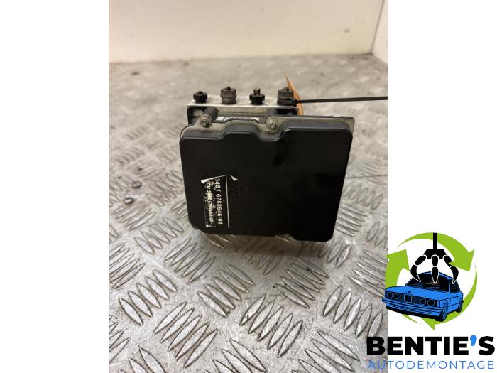 Gebruikte ABS Pomp BMW 5 serie (E60) 520i 24V Prijs € 80,00 Margeregeling aangeboden door Bentie's autodemontage