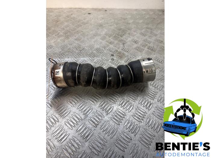 Gebruikte Intercooler Buis BMW 3 serie (G20) 316d 2.0 TwinPower Turbo 16V Hybrid Drive Prijs € 60,00 Margeregeling aangeboden door Bentie's autodemontage