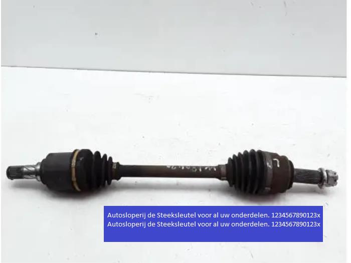 Gebruikte Steekas links-voor Mitsubishi Lancer Sports Sedan (CY/CZ) 1.6 MIVEC 16V Prijs € 150,00 Margeregeling aangeboden door Acceptatie systeem