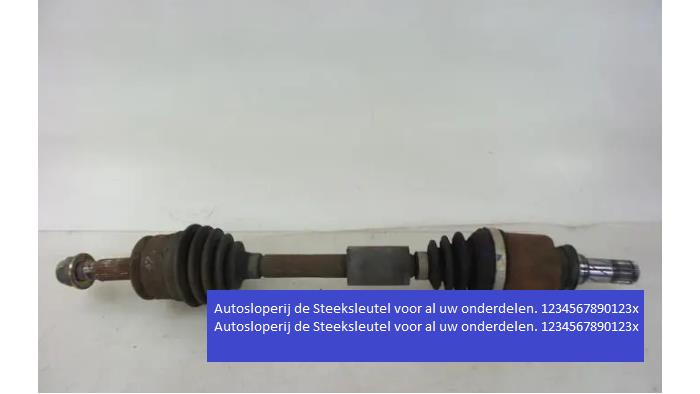 Gebruikte Aandrijfas links-achter Mitsubishi Lancer Sports Sedan (CY/CZ) 1.6 MIVEC 16V Prijs € 102,00 Margeregeling aangeboden door Acceptatie systeem