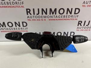 Gebruikte Combischakelaar Stuurkolom Volkswagen Sharan (7M8/M9/M6) 1.8 Turbo 20V Prijs € 30,00 Margeregeling aangeboden door Autodemontage Rijnmond BV