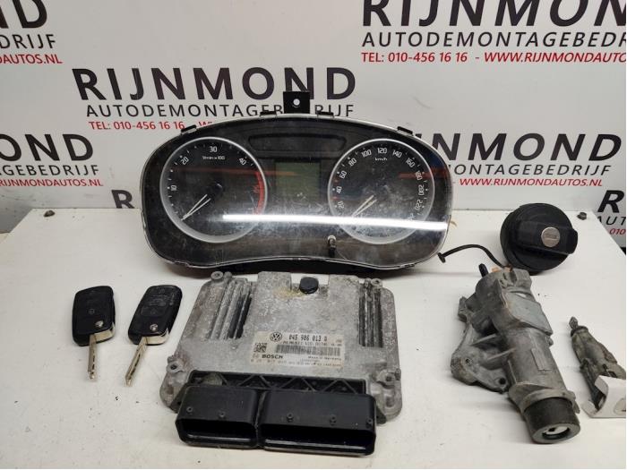 Gebruikte Kontaktslot + computer Skoda Fabia II Combi 1.4 TDI 80 Prijs € 175,00 Margeregeling aangeboden door Autodemontage Rijnmond BV