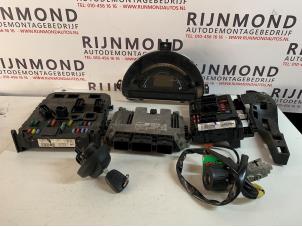 Gebruikte Kontaktslot + computer Citroen C3 (FC/FL/FT) 1.4 HDi Prijs € 125,00 Margeregeling aangeboden door Autodemontage Rijnmond BV