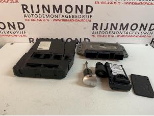 Gebruikte Kontaktslot + computer Renault Megane II (BM/CM) 1.6 16V Prijs € 100,00 Margeregeling aangeboden door Autodemontage Rijnmond BV