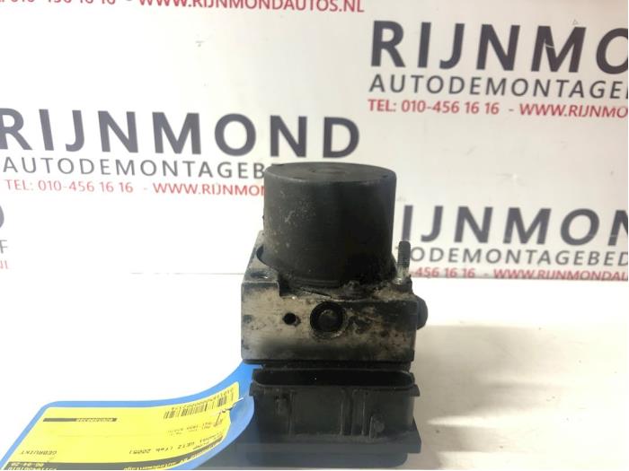 Gebruikte ABS Pomp Hyundai Getz 1.5 CRDi 12V Prijs € 100,00 Margeregeling aangeboden door Autodemontage Rijnmond BV