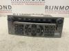 Radio CD Speler van een Peugeot 407 SW (6E) 1.6 HDi 16V 2006