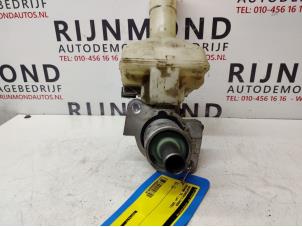 Gebruikte Hoofdremcilinder Rover 75 2.5 V6 24V Prijs € 25,00 Margeregeling aangeboden door Autodemontage Rijnmond BV