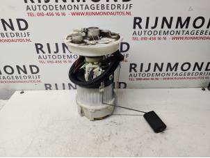 Gebruikte Benzinepomp Ford Focus 2 2.0 16V Prijs € 50,00 Margeregeling aangeboden door Autodemontage Rijnmond BV