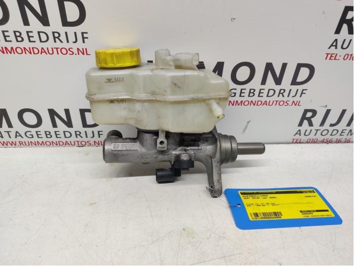 Gebruikte Hoofdremcilinder Seat Ibiza IV (6J5) 1.6 16V Prijs € 30,00 Margeregeling aangeboden door Autodemontage Rijnmond BV