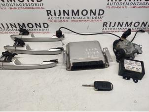 Gebruikte Contactslot + computer Mercedes A (W169) 2.0 A-180 CDI 16V 5-Drs. Prijs € 300,00 Margeregeling aangeboden door Autodemontage Rijnmond BV