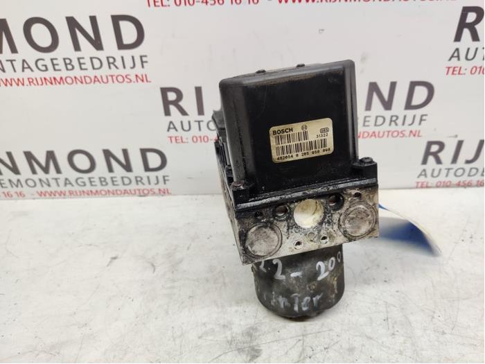 Gebruikte ABS Pomp Mercedes Sprinter 2t (901/902) 211 CDI 16V Prijs € 125,00 Margeregeling aangeboden door Autodemontage Rijnmond BV