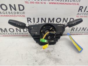 Gebruikte Licht + Raw Schakelaar Opel Corsa D 1.3 CDTi 16V ecoFLEX Prijs € 50,00 Margeregeling aangeboden door Autodemontage Rijnmond BV